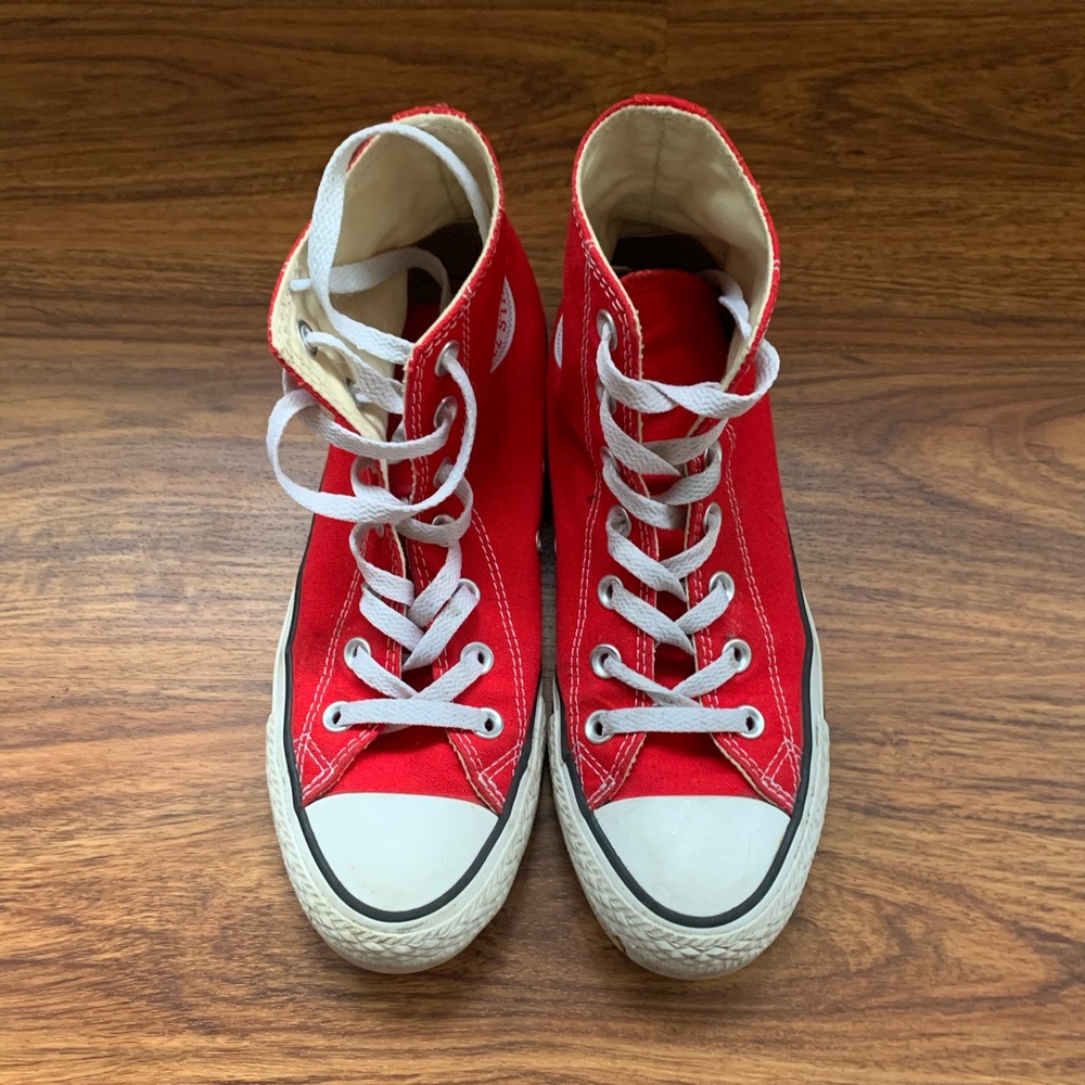 Red high top converse
